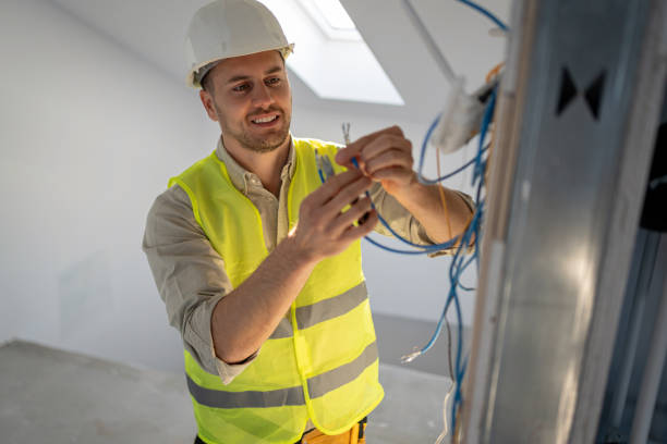 Best Electrical Contractors for Businesses  in Oak Park, IL